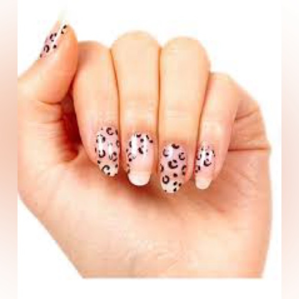 Color Street SPOT ON Clear Overlay Black & Clear Leopard Animal Print Set - Picture 5 of 6